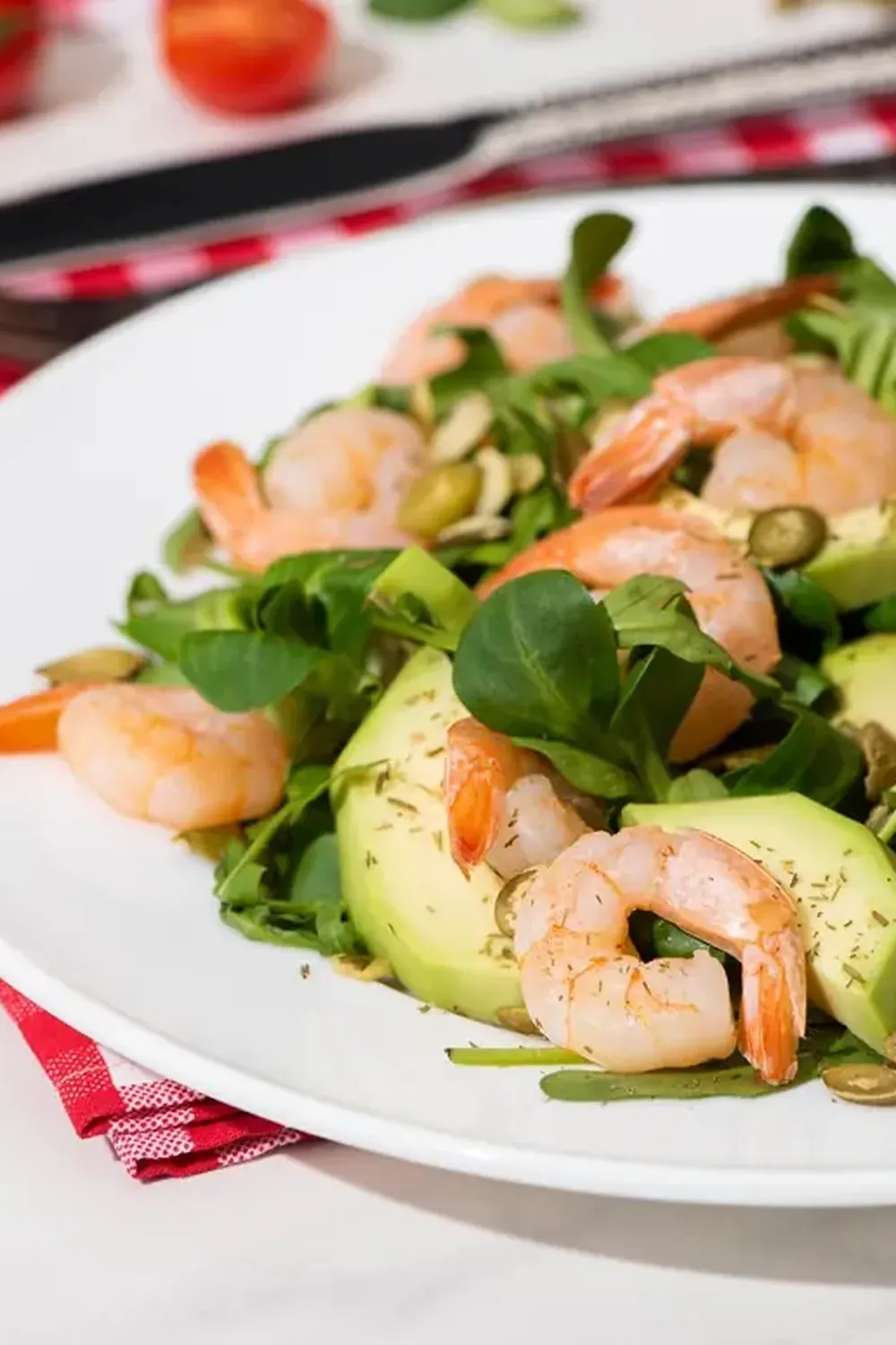 Garnelen-Avocado-Salat mit Limetten-Dressing